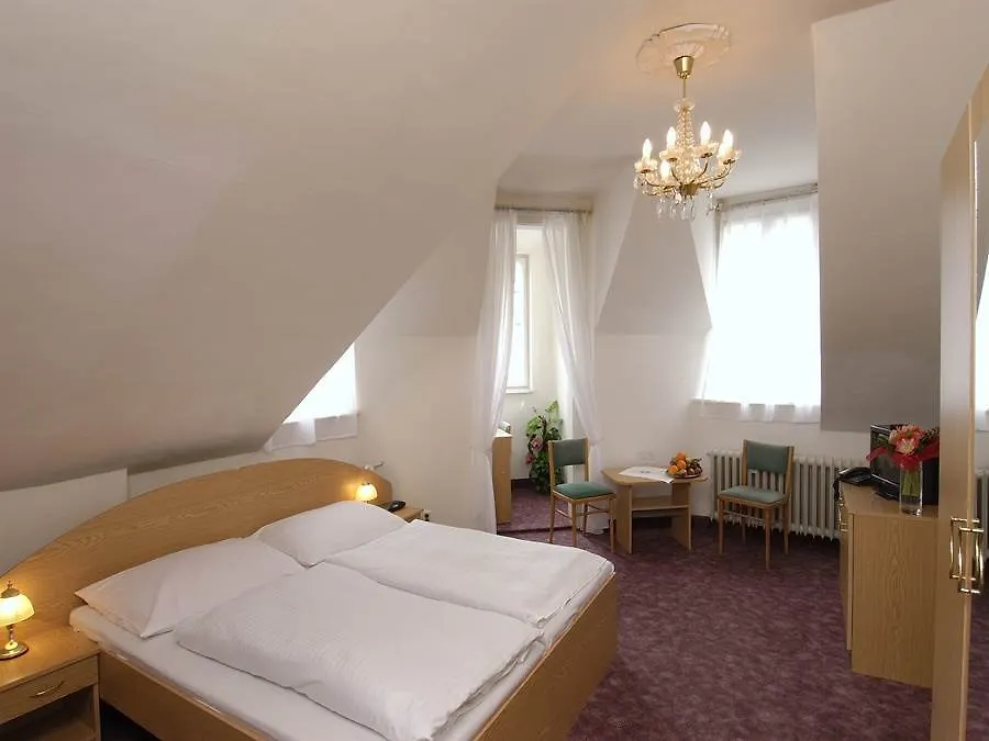 Ea Apartmany Mozart Karlsbad