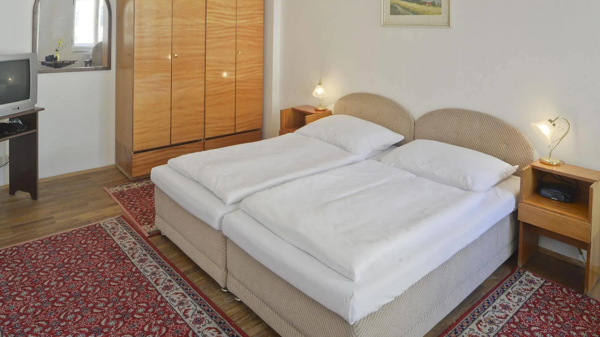 Ea Apartmany Mozart Karlsbad Hotel