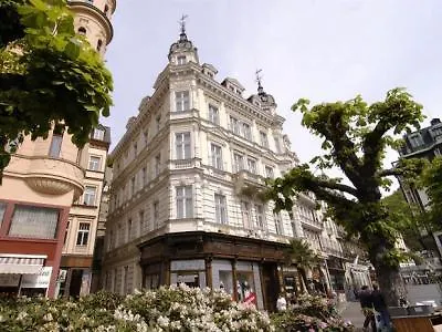 Ea Apartmany Mozart Karlsbad 3*,